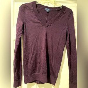 Gap 10% wool sweater in excellent condition.